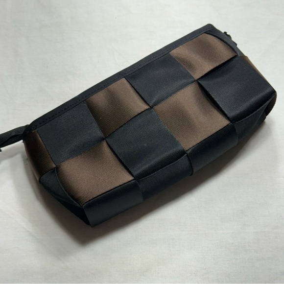 Comely Black and Brown Small Bag - Picture 6 of 8